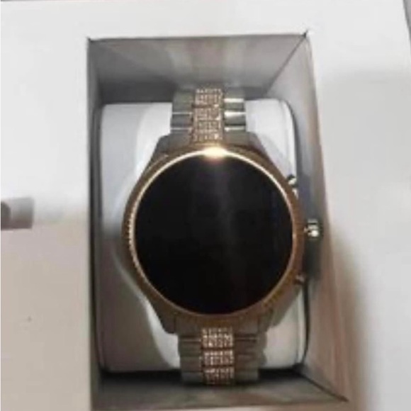 Gen 5 Lexington Pavé Two-Tone Smartwatch
Michael NWT sold out online! - Picture 2 of 2